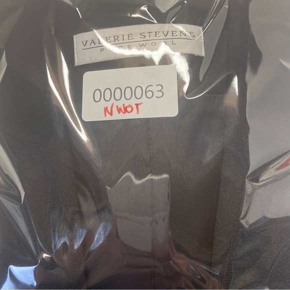 NEW VTG 100% Pure Wool Tuxedo Jacket Beaded Button Satin Lapel Luxury Lined - Picture 14 of 15